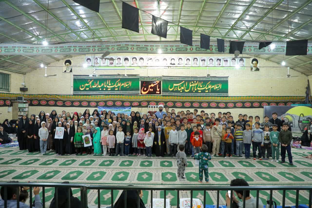 تصاویر/ بازدید امام جمعه سیرجان از موفق‌ترین هیئت کودک و نوجوان کشور