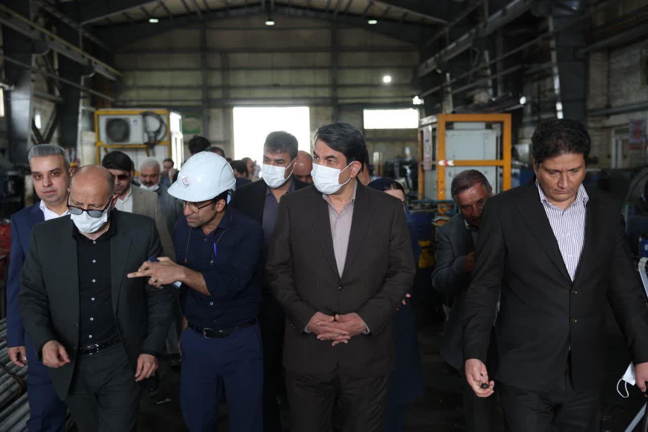 سفر معاون پارلمانی وزیر اقتصاد به کرمان و بازدید از واحدهای صنعتی
