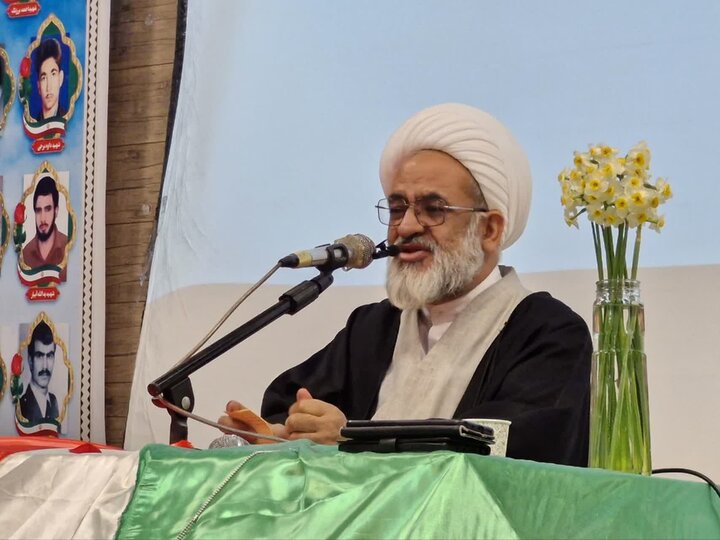 مدیران روحیه جهادی و گره‌گشایی از کار مردم را سرلوحه قرار دهند