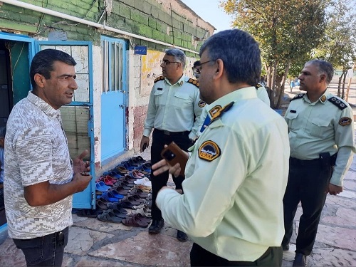 بازدید فرمانده انتظامی سیرجان از مرکز درمان اعتیاد عاشقان آزاد